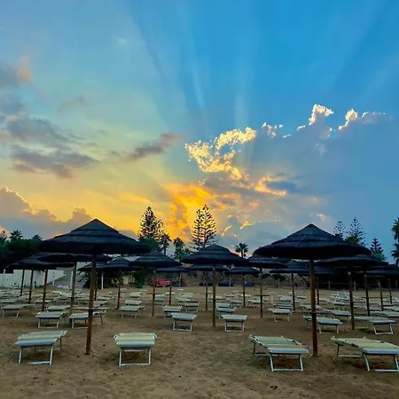 Arcobaleno Di San Lorenzo Hébergement de vacances Noto